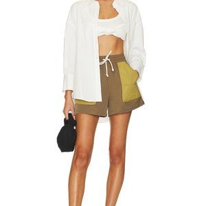 L'Academie Kjera Shorts Revolve Women's‎ Bottoms Elastic Waist Band in Green